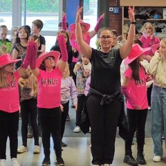 Tous les enfants qui le souhaitaient ont fini par danser la danse des pirates.