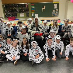 Dalmatinerne i klasse 2a (med Cruella).