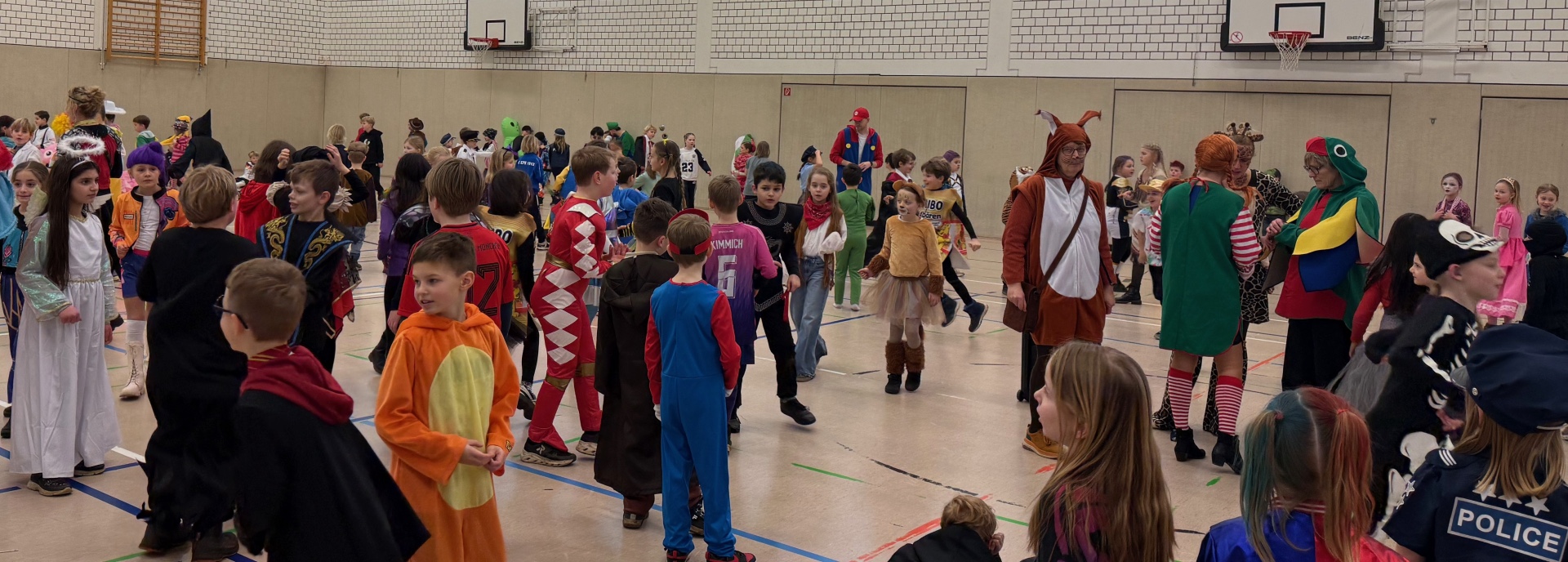 Feestelijke sfeer in de sportschool.